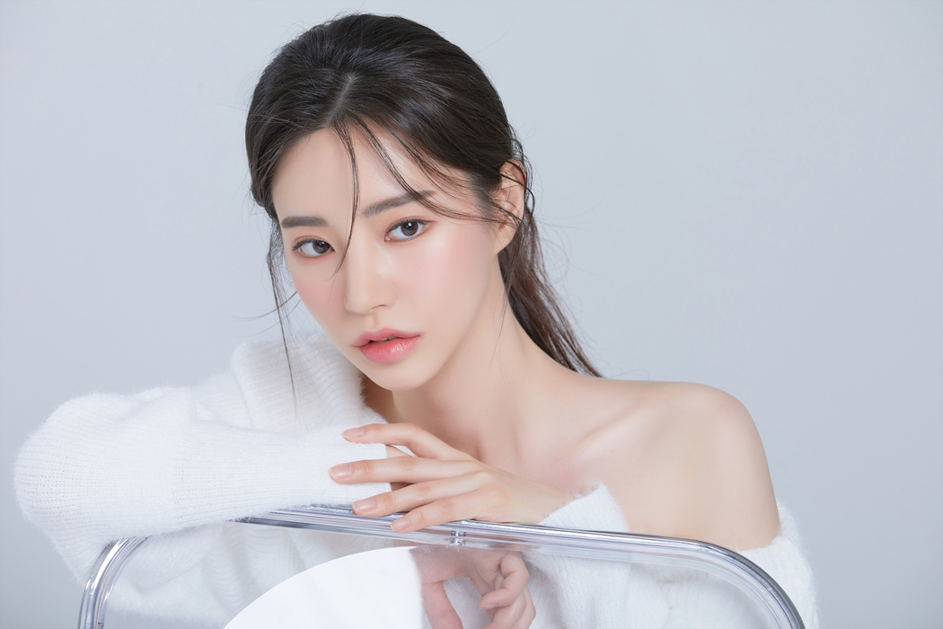 비타스튜디오의 자연스럽고 고급스러운 프로필 사진은 프로필사진잘찍는곳을 찾는 분들에게 프로필사진추천 1순위인 프로필스튜디오입니다.